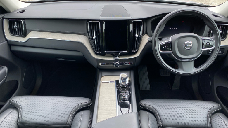 Volvo Xc60 2.0 B5P Inscription 5dr AWD Geartronic Petrol Estate